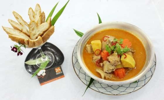 gà nấu pate