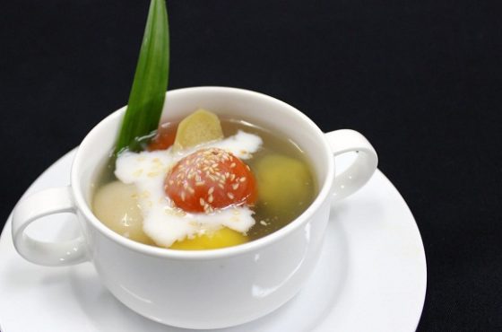 chè trôi nước ngũ sắc