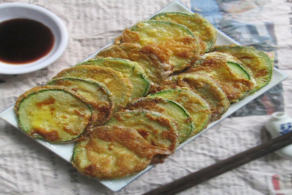 Bí Ngòi Chiên Trứng