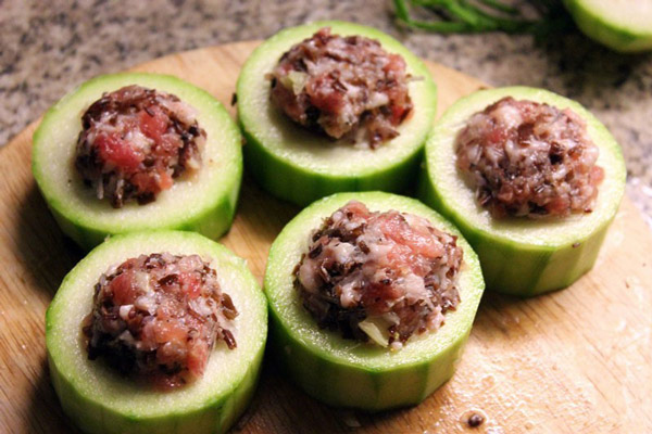 Bí Ngòi Nhồi Thịt Hấp
