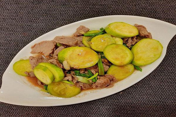Bí Ngòi Xào Thịt Bò