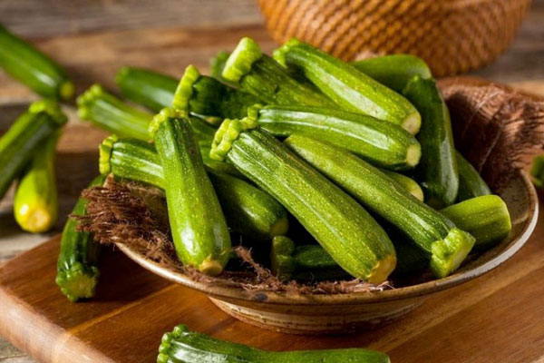Cách Chọn Bí Ngòi Tươi Ngon