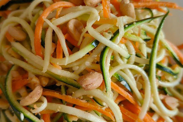 Salad Bí Ngòi Sống