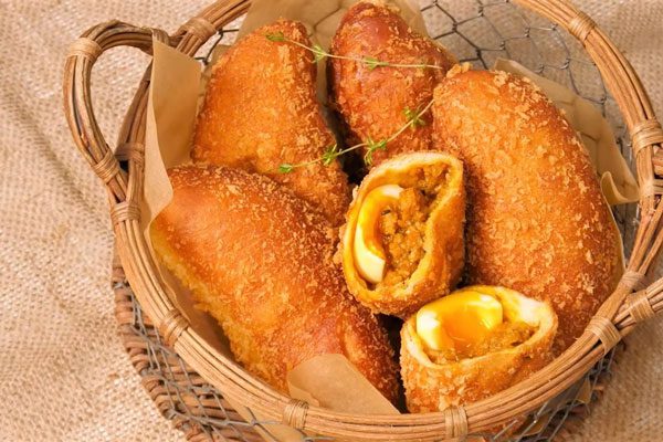 Bánh Korokke cà ri