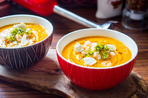 Súp khoai tây với tôm, cà tốt