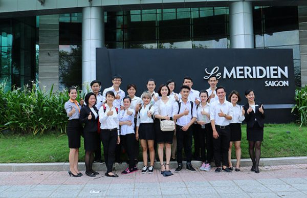hotel tour tham quan khách sạn Meridien
