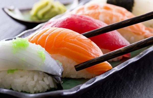 sushi món ăn quốc hồn ẩm thực nhật bản
