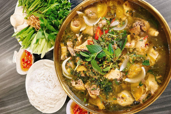 Lẩu Ếch Lá Giang