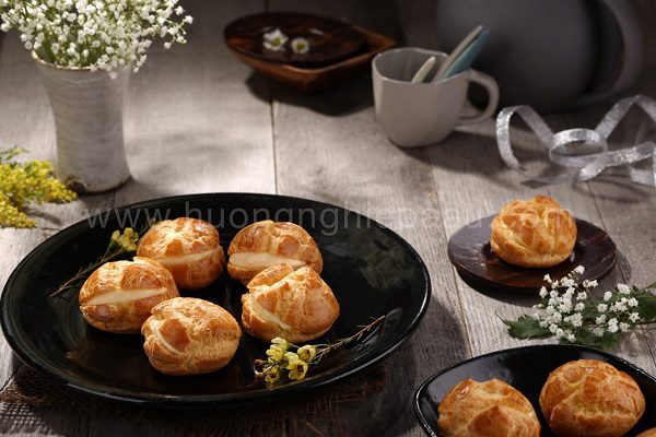 bánh choux thơm giòn