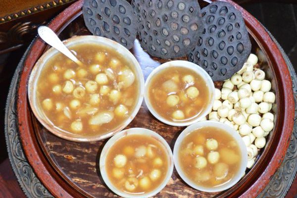 Chè hạt sen đậu ngự