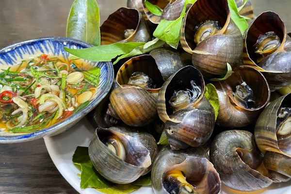 cách luộc ốc bươu hấp sả