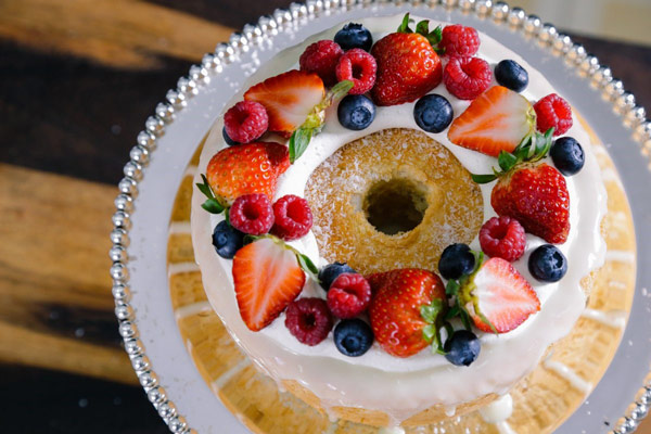 coconut angel food cake