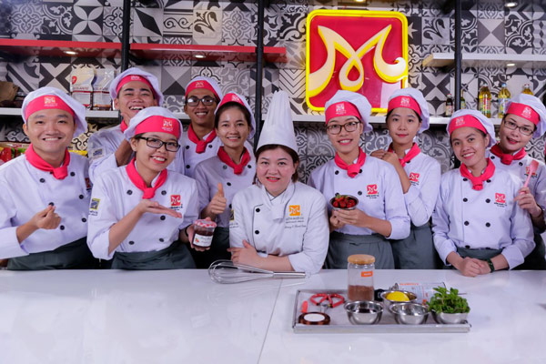 Lớp học quản lý bếp bánh