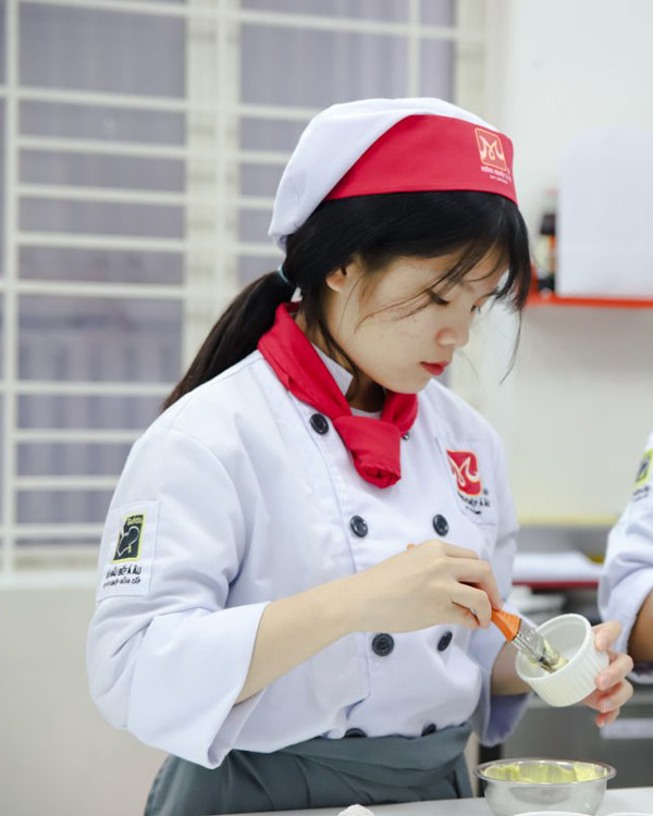 Trần Hoài Thu