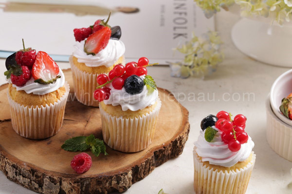 Bánh Cupcake trái cây