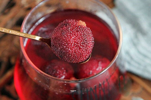 Thanh Mai Ngâm Rượu