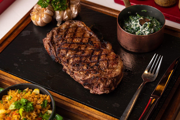 Giới Thiệu Về Món Bò Bít Tết