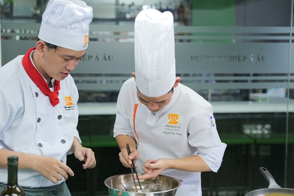 chương trình đào tạo bếp chất lượng cho học viên