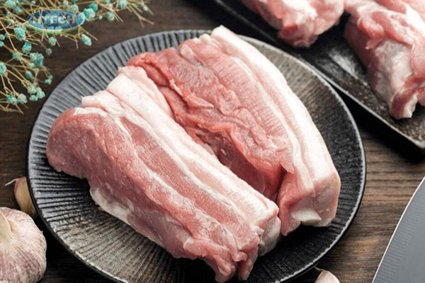 Cách chọn thịt ngon để kho mắm ruốc