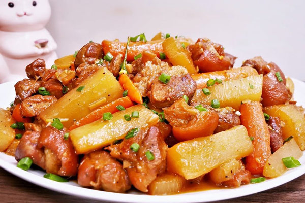 Củ Cải Kho Thịt Ba Chỉ Có Bị Hăng Không