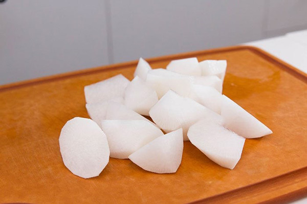 Làm Sao Để Củ Cải Trắng Không Bị Nát Khi Kho