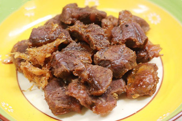 Ăn nhiều bò kho gừng có tốt không?