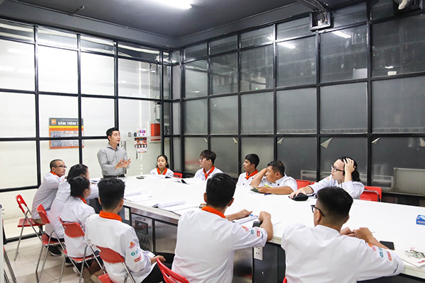 buổi học tổng quan về ngành cấp dưỡng