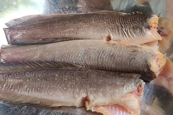 Cá Trê Om Chuối Đậu Có Bị Tanh Không?