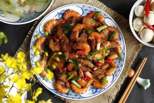 Cách Làm Tôm Rang Thịt Ba Chỉ Cháy Cạnh Cực Ngon