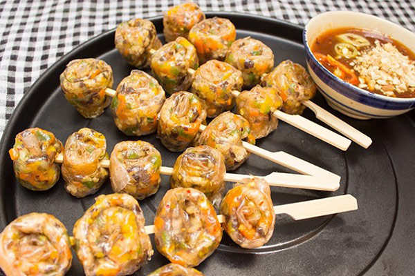 Cuốn Bánh Tráng Lụi