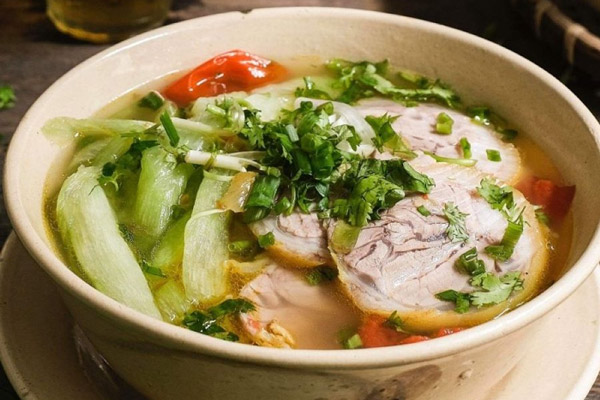 Bún ngan dọc mùng giòn mát